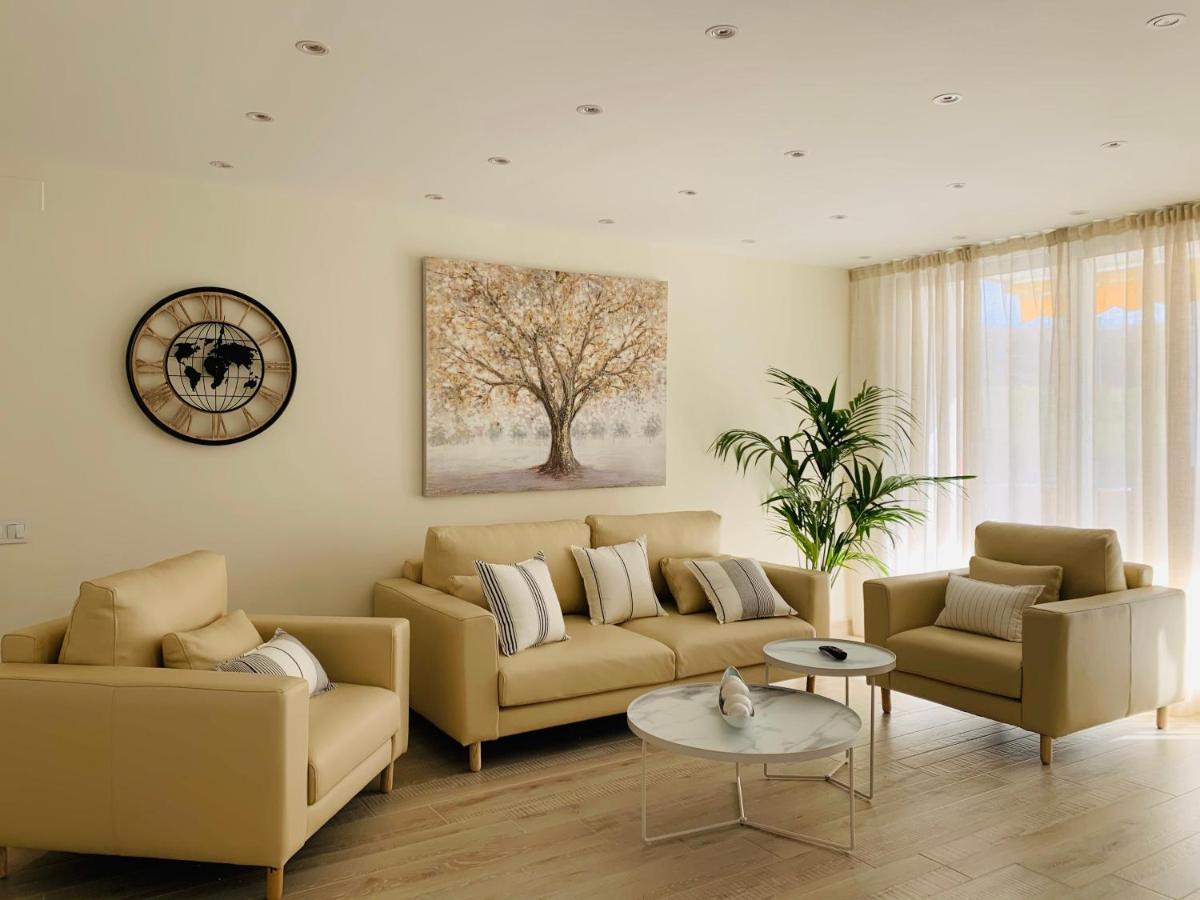 Sitges Spaces Oasis Suites- 4 Bedroom, 4 Ensuite Bathrooms, Terrace, Pool, Sitges Centre Экстерьер фото