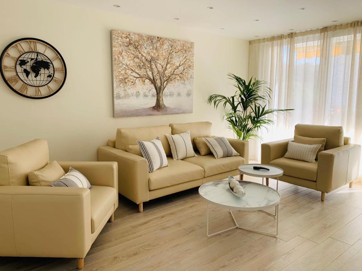 Sitges Spaces Oasis Suites- 4 Bedroom, 4 Ensuite Bathrooms, Terrace, Pool, Sitges Centre Экстерьер фото