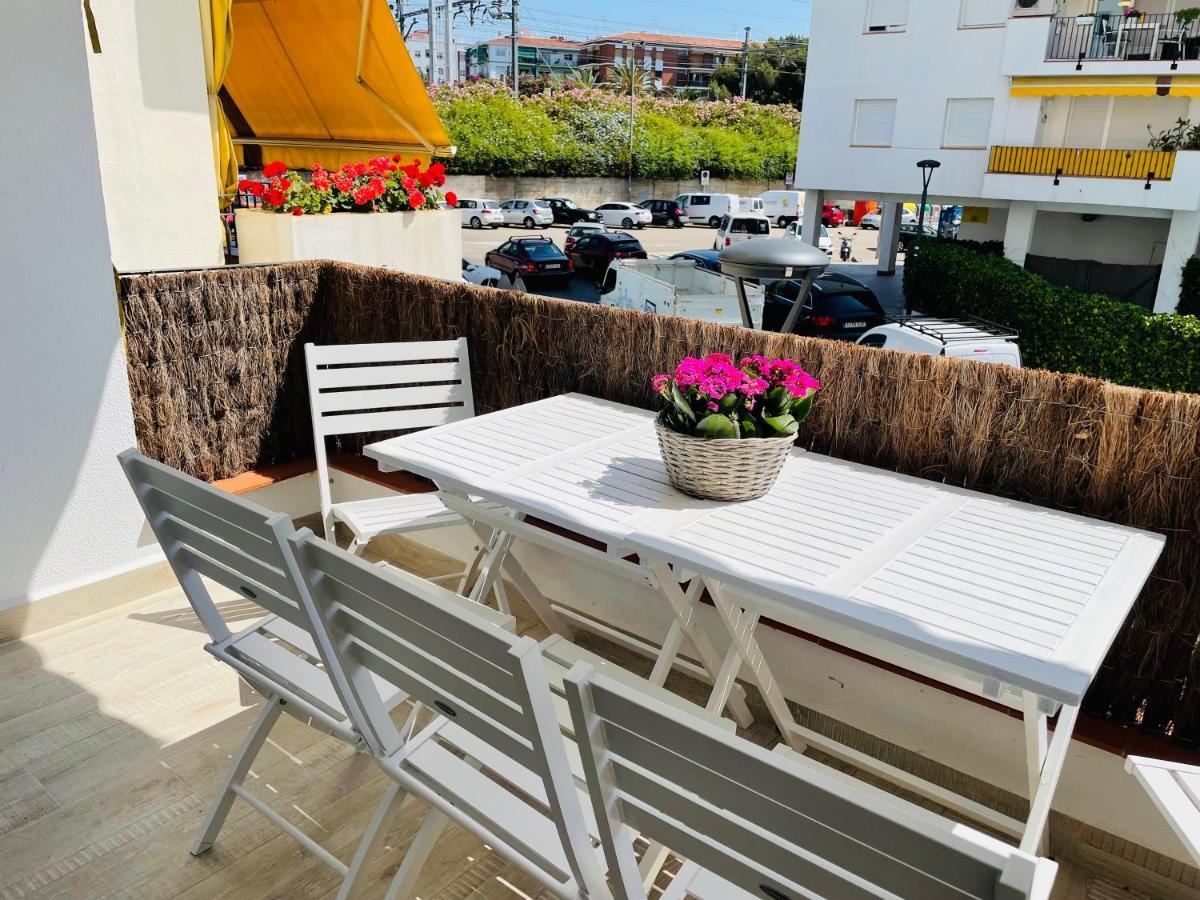 Sitges Spaces Oasis Suites- 4 Bedroom, 4 Ensuite Bathrooms, Terrace, Pool, Sitges Centre Экстерьер фото