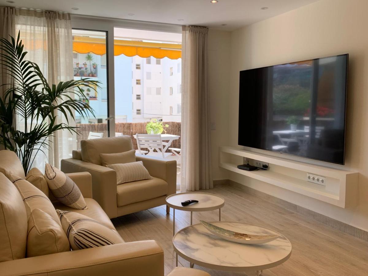 Sitges Spaces Oasis Suites- 4 Bedroom, 4 Ensuite Bathrooms, Terrace, Pool, Sitges Centre Экстерьер фото
